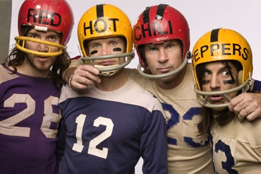 Nuevo disco de Red Hot Chili Peppers en agosto